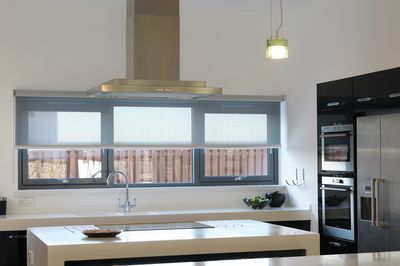 Rollo-Systeme, SG 4910, Room shot "Kenny Miller Home", Edinburgh, United Kingdom