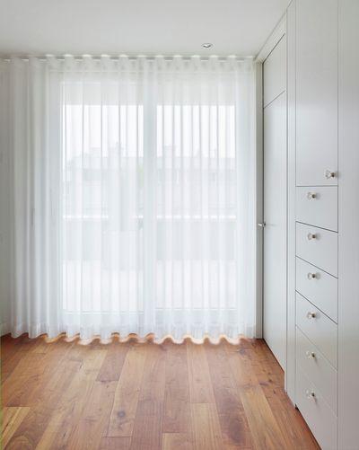 Vorhang-Systeme, SG 6010, Colorama 1, Room shot "Private Home", Gümligen, Switzerland, Wave