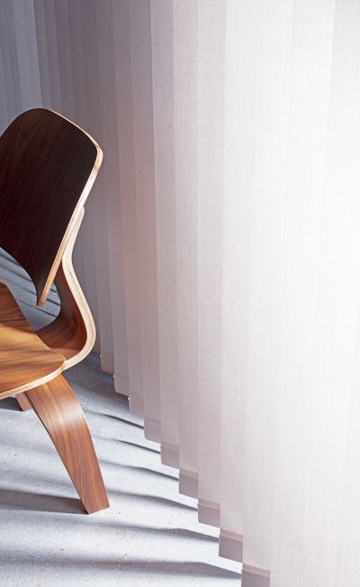 Vertikal-Lamellen, SG 2910, Multi Visio, Gerrards Cross, London, United Kingdom