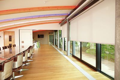 Rollo-Systeme, SG 4980, Versascreen 1-10%, Bowcliffe Hall, Bramham, United Kingdom