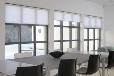 Systèmes stores enrouleurs, SG 4910, Colorama 2, Room shot "Kenny Miller Home", Edinburgh, United Kingdom