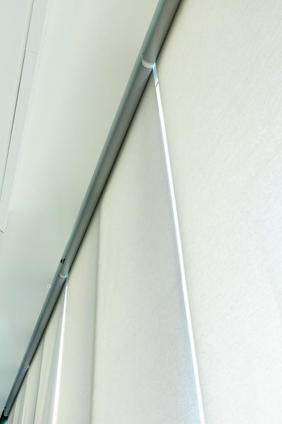 Systèmes stores enrouleurs, SG 4960, Versascreen 1-10%, Virgin Money, Glasgow, Scotland, United Kingdom